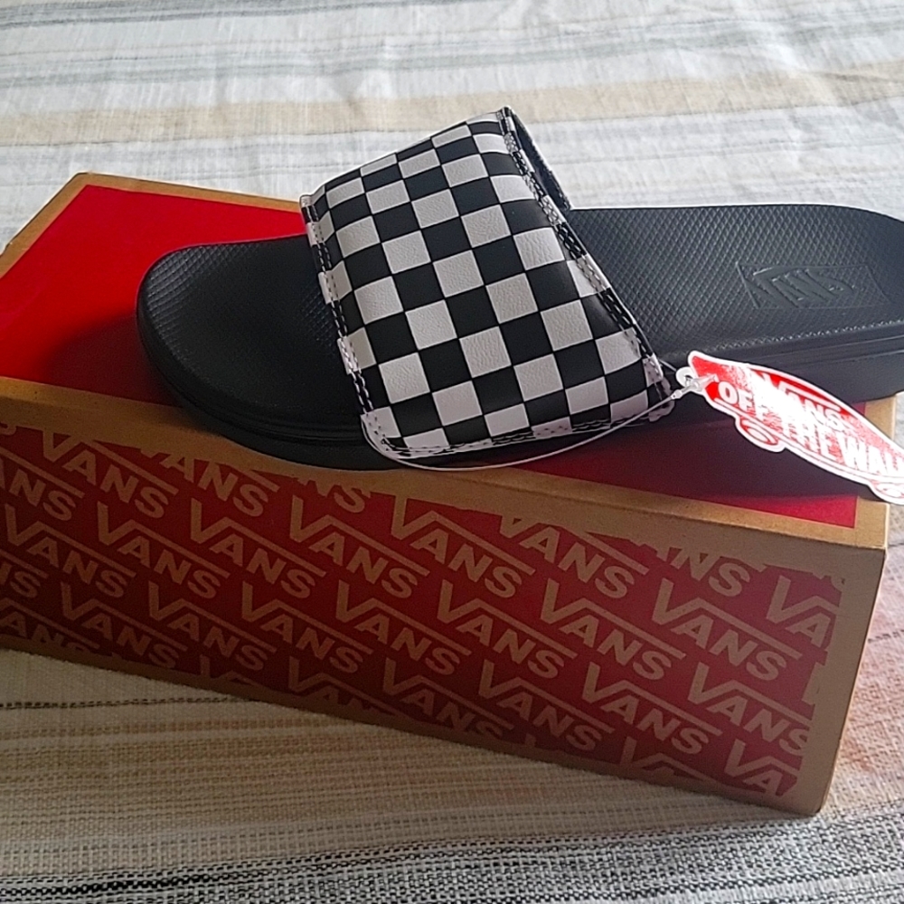 Brand new men's Vans slides